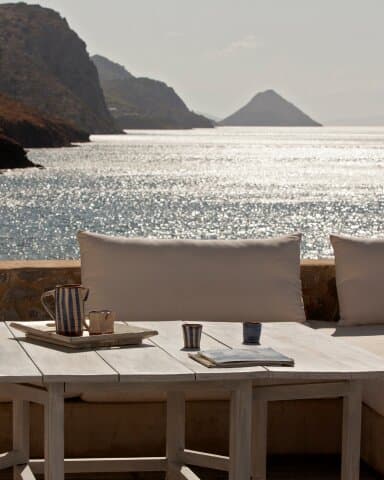 An old-world archipelago