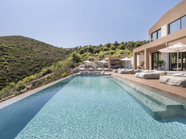 Artelia's irresistible infinity pool.